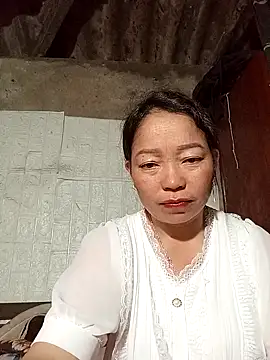 Snapshot of _Helala_ chatting on 11/10/25, 12:32 Helala online show from 11/10/25, 12:32