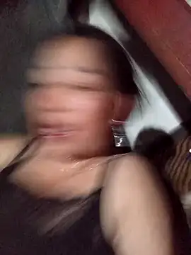 Snapshot of _Helala_ chatting on 10/16/25, 05:43 Helala online show from 10/16/25, 05:43