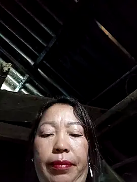 Snapshot of _Helala_ chatting on 11/07/25, 06:29 Helala online show from 11/07/25, 06:29