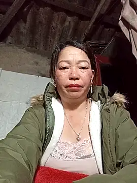 Snapshot of _Helala_ chatting on 12/01/25, 10:43 Helala online show from 12/01/25, 10:43