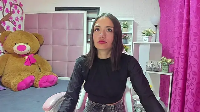 Tammy Thompson  online show from 03/03/26, 02:02