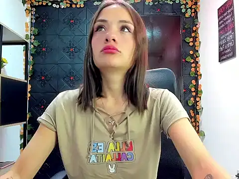 Tammy Thompson  online show from 02/26/26, 01:55