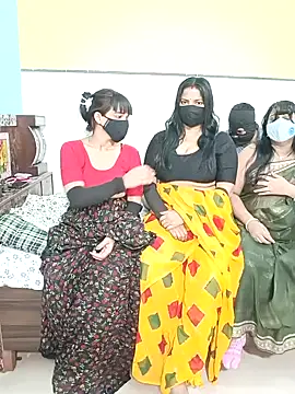 Hot modal online show from 11/15/25, 05:17