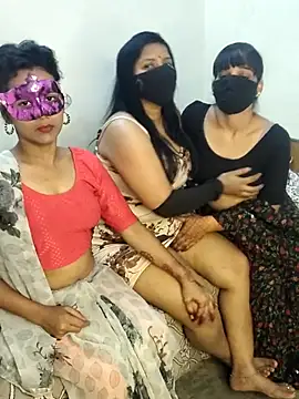 Hot modal online show from 10/29/25, 04:28