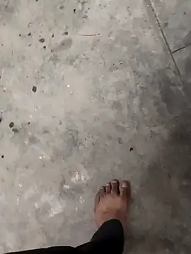 Hot modal online show from 10/30/25, 05:32