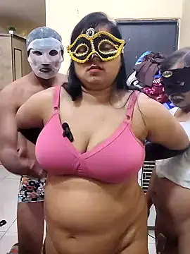 Hot modal online show from 12/18/25, 05:17