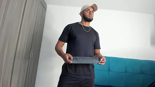 miky xxx online show from 10/06/25, 02:24