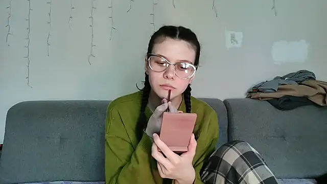 LaVostraDorothy online show from 05/09/26, 01:25