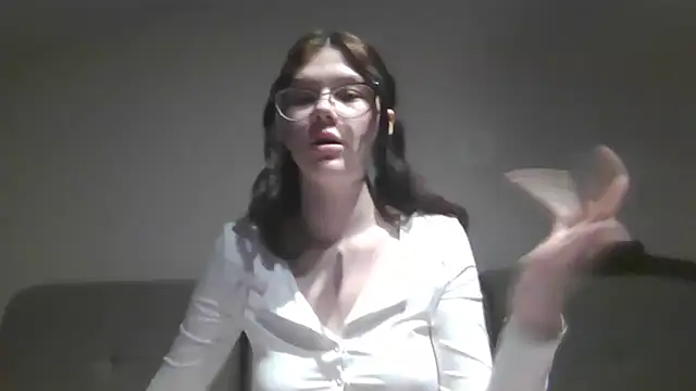 LaVostraDorothy online show from 02/10/26, 08:30