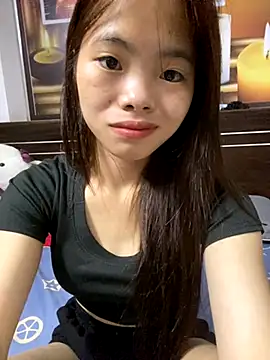 Leyleisanmay online show from 10/16/25, 04:04