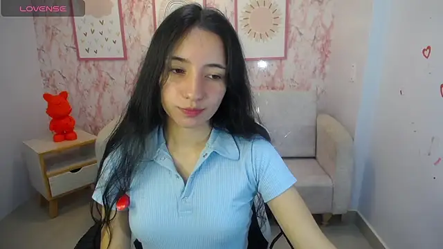 Kylie ch1 online show from 10/28/25, 10:58