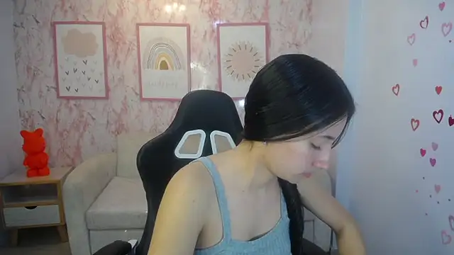 Kylie ch1 online show from 12/03/25, 10:58