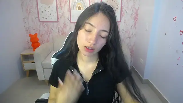 Kylie ch1 online show from 11/15/25, 11:03