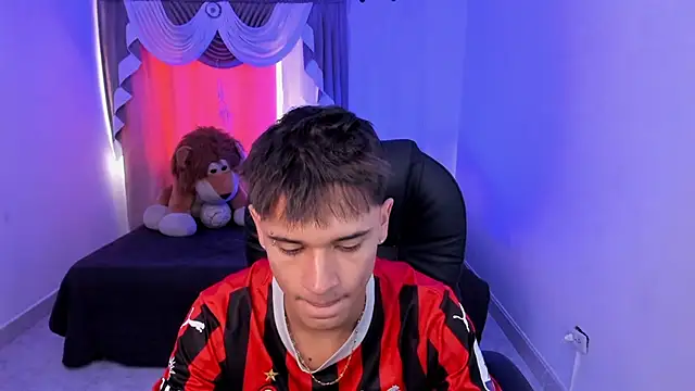 Aron Boyy online show from 02/10/26, 07:24