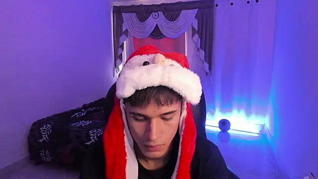 Aron Boyy online show from 12/16/25, 08:13