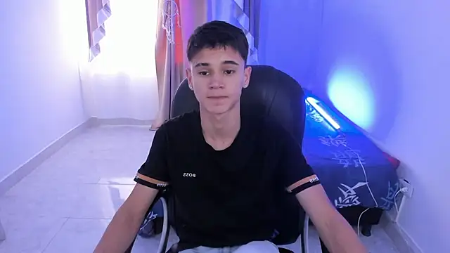 Aron Boyy online show from 11/10/25, 08:25