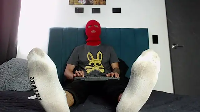 Warmteam777 online show from 09/30/25, 04:35