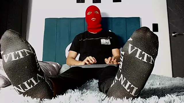 Warmteam777 online show from 10/08/25, 04:14