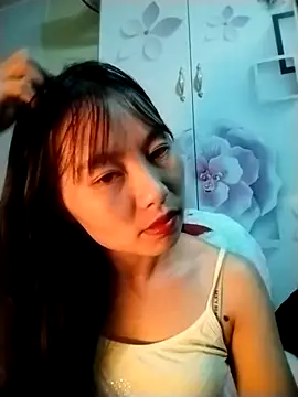   Sasulq   online show from 09/26/25, 10:44