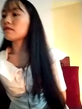   Sasulq   online show from 10/06/25, 08:04