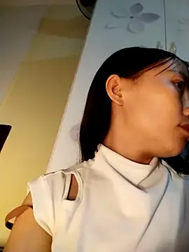   Sasulq   online show from 10/07/25, 07:53