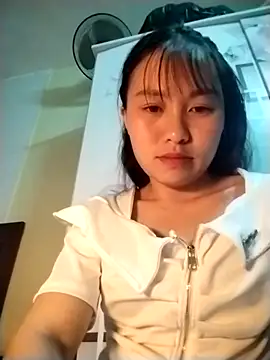   Sasulq   online show from 09/18/25, 03:59