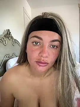 little lola x online show from 04/30/26, 11:28