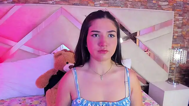 Snapshot of Valery_Brand chatting on 11/08/25, 12:52 Valery Brand online show from 11/08/25, 12:52