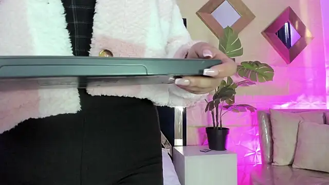 Valery Brand online show from 04/01/26, 12:06