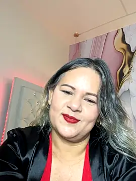 Snapshot of Lucy_Milf_474 chatting on 11/09/25, 11:03 Lucy Milf 474 online show from 11/09/25, 11:03