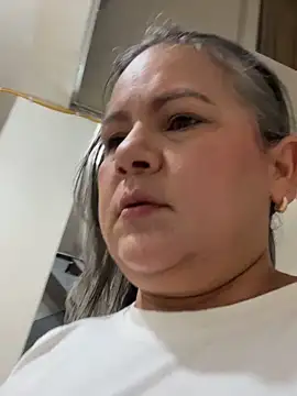 Snapshot of Lucy_Milf_474 chatting on 06/30/26, 11:54 Lucy Milf 474 online show from 06/30/26, 11:54