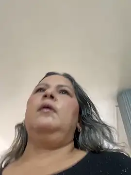 Snapshot of Lucy_Milf_474 chatting on 05/10/26, 01:46 Lucy Milf 474 online show from 05/10/26, 01:46