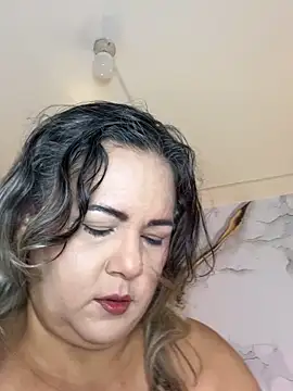 Snapshot of Lucy_Milf_474 chatting on 12/01/25, 12:06 Lucy Milf 474 online show from 12/01/25, 12:06