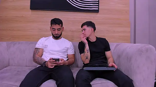 mike friends online show from 05/19/26, 04:41