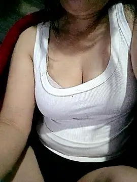 Surrilove online show from 01/10/26, 04:02