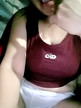 Surrilove online show from 12/21/25, 11:16