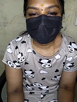 Tamil Attitude queen online show from 09/15/25, 07:36