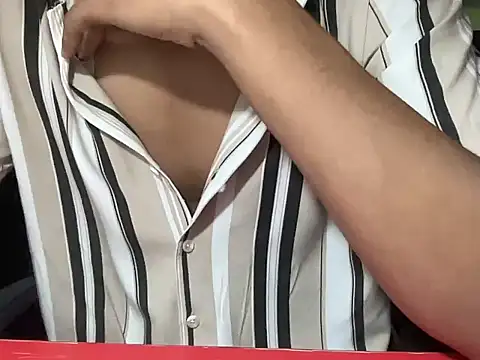 Snapshot of hot_genz chatting on 09/28/25, 06:42 hot genz online show from 09/28/25, 06:42