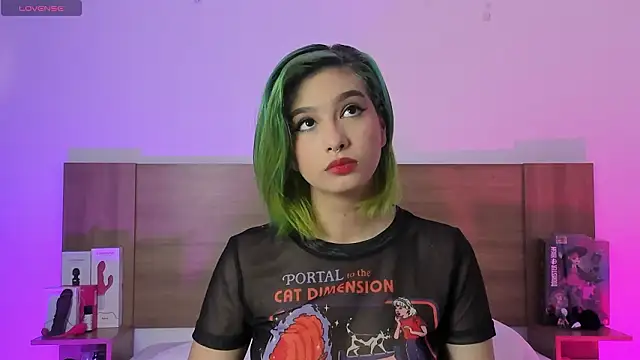 Akatsumi  online show from 02/10/26, 12:48