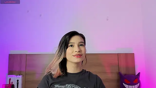 Snapshot of Akatsumi_ chatting on 12/03/25, 09:14 Akatsumi online show from 12/03/25, 09:14