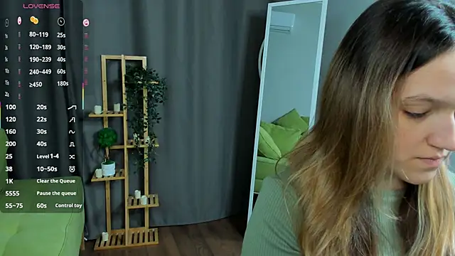 CaseyAitcheson online show from 10/06/25, 07:25