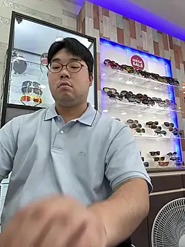 gayfucuxuc online show from 09/24/25, 04:41