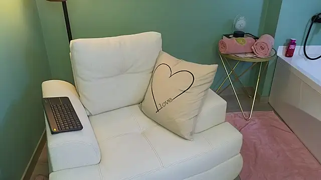 Calipso Parisi online show from 03/27/26, 01:45