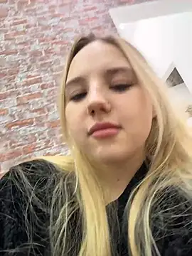 Sky Cutie online show from 01/11/26, 04:19