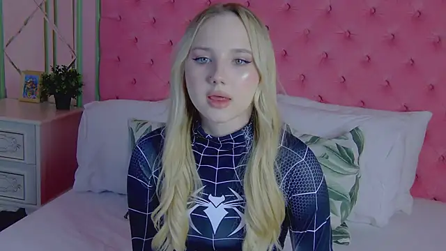 Sky Cutie online show from 03/23/26, 05:18