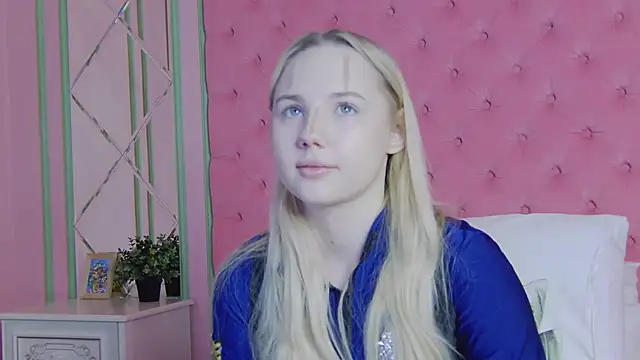 Sky Cutie online show from 02/27/26, 05:07