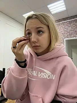 Sky Cutie online show from 02/08/26, 04:43