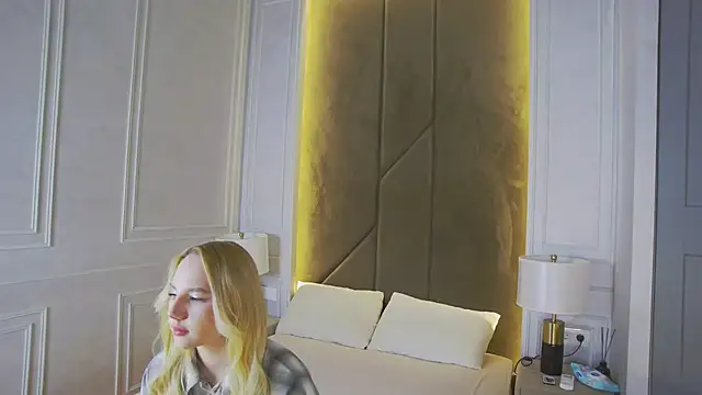 Sky Cutie online show from 05/15/26, 04:43