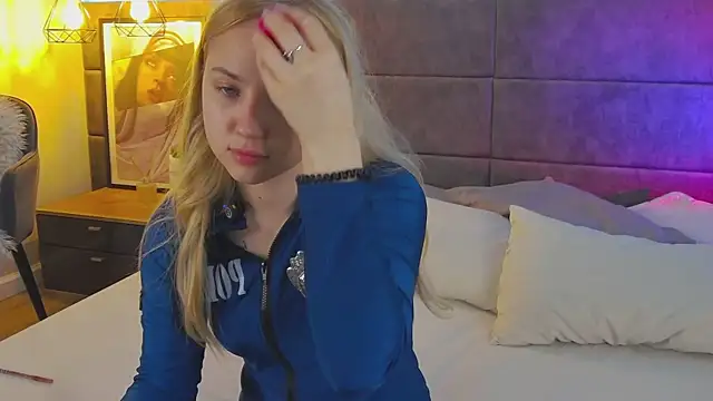 Sky Cutie online show from 04/18/26, 04:26