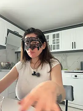 0gece0 online show from 04/15/26, 09:04